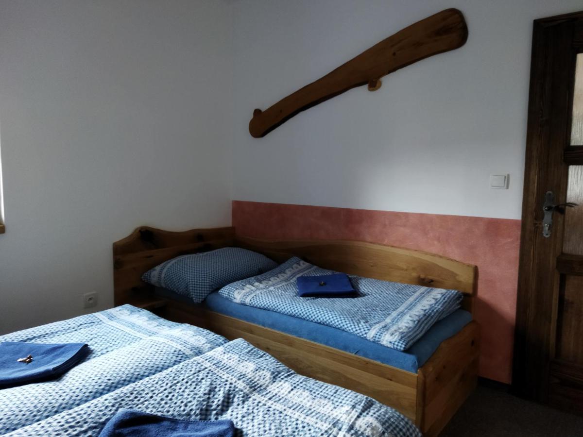 Vinny Sklep A Penzion U Vinohradu Velké Bílovice Exterior foto